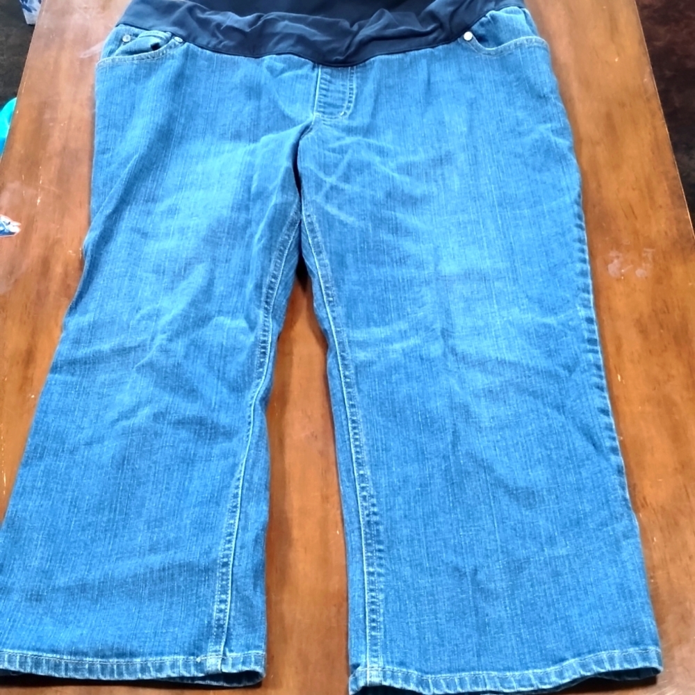 Maternity jeans size 14